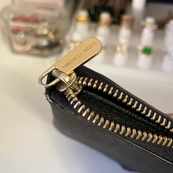 Michael kors wallet - Picture 4 of 4